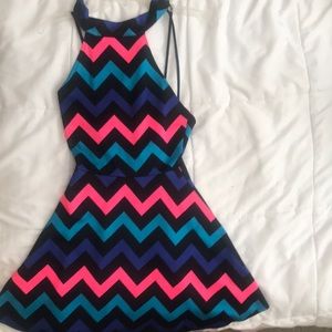 Retro small dress.